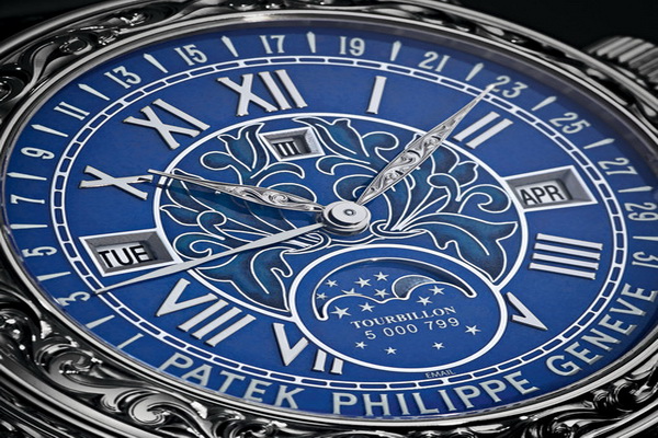 novi-patek-philippe-sky-moon-tourbillon