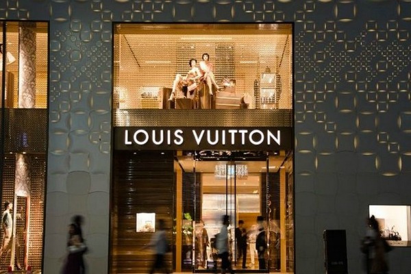 LOUIS VUITTON FUTURISTIČKI BUTIK U TOKIJU - Lux Life luksuzni portal
