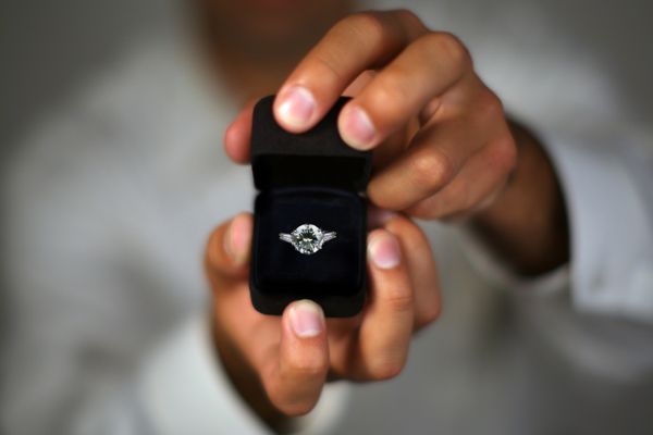 Muškarci i vereničko prstenje