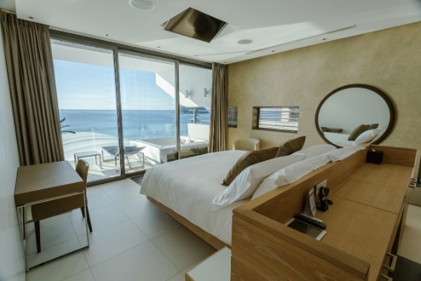 kata-rocks-luksuzna-oaza-na-puketu