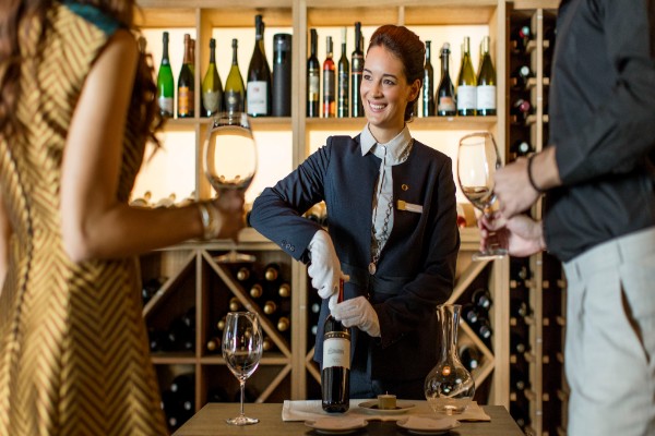 luksuz-sa-pogledom-na-smaragdno-more