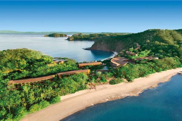 posetite-four-seasons-costa-rica-resort