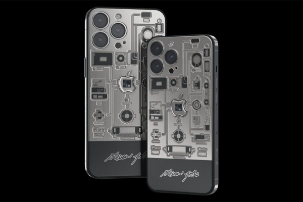 da-li-biste-kupili-iphone-dekorisan-prvim-ikada-proizvedenim-modelom