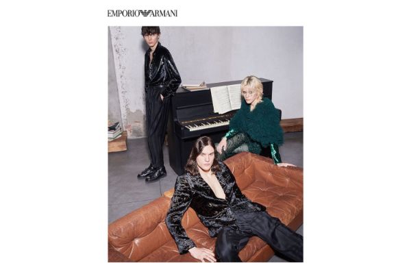 savrsena-kombinacija-lezerne-i-elegantne-estetike-u-novoj-emporio-armani-kampanji.jpeg