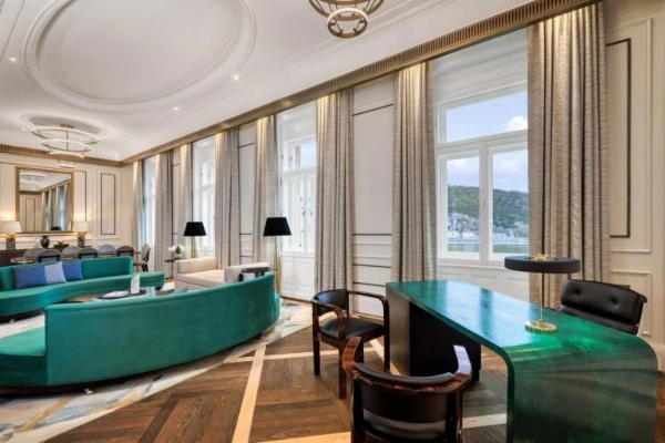 poput-kraljevske-palate-ultra-luksuzni-hotel-otvoren-u-budimpesti