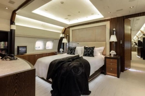 ruski-milijarder-roman-abramovic-prodaje-svoj-privatni-avion-boeing-767