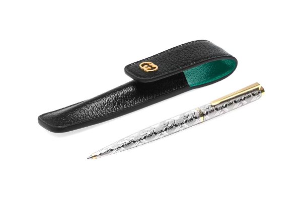 Gucci Geometric G olovka će pisanje novogodišnjih čestitki učiniti posebnim iskustvom