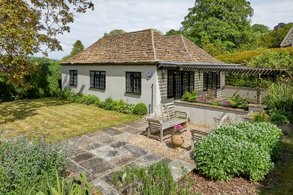 „Ukleta“ kuća Robija Vilijamsa vredna 9,2 miliona dolara može biti vaša