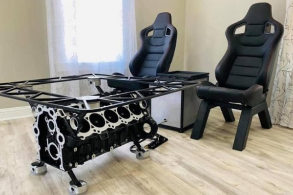 Savršeni stočić za kafu za sve ljubitelje opakih mašina