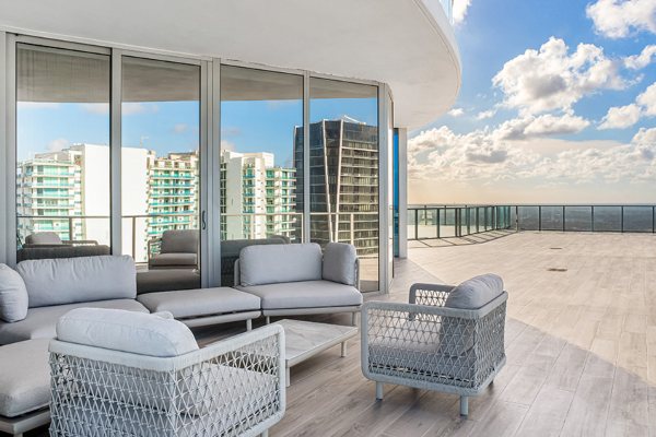 Penthaus u Majamiju vredan 5,2 miliona dolara ima terasu dovoljno veliku za leteći taksi