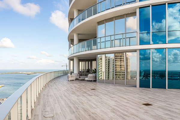 Penthaus u Majamiju vredan 5,2 miliona dolara ima terasu dovoljno veliku za leteći taksi