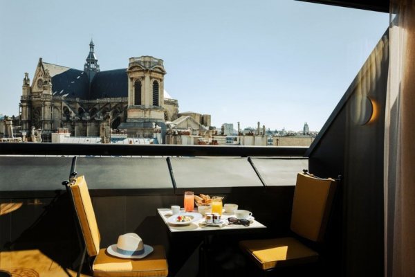 Potpuno novi hotel sa pogledom na ceo Pariz