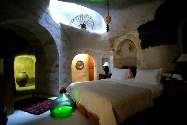 Neverovatan hotel sa pećinskim sobama u Turskoj