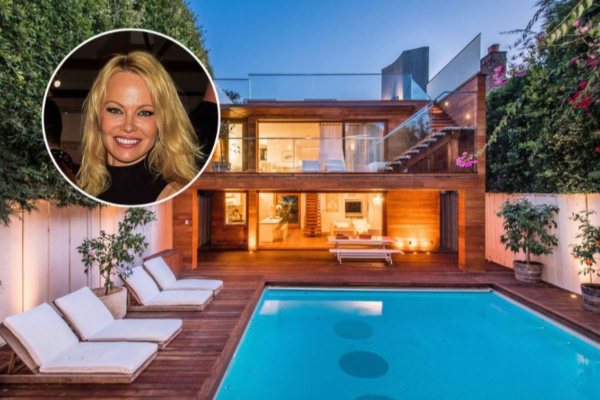 Pamela Anderson je prodala kuću u Malibuu za 12 miliona dolara