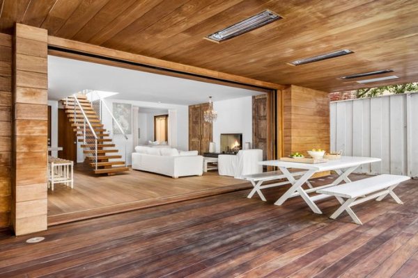 Pamela Anderson je prodala kuću u Malibuu za 12 miliona dolara