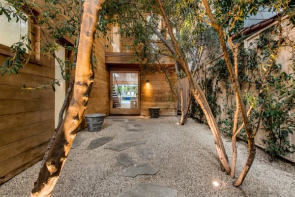 Pamela Anderson je prodala kuću u Malibuu za 12 miliona dolara