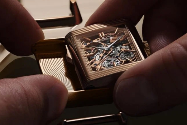 Jaeger-LeCoultre predstavlja novi časovnik sa cenom od 250.000 €