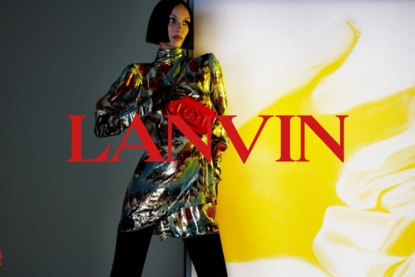 bela-hadid-je-zvezda-nove-jesenje-lanvin-kampanje.jpeg