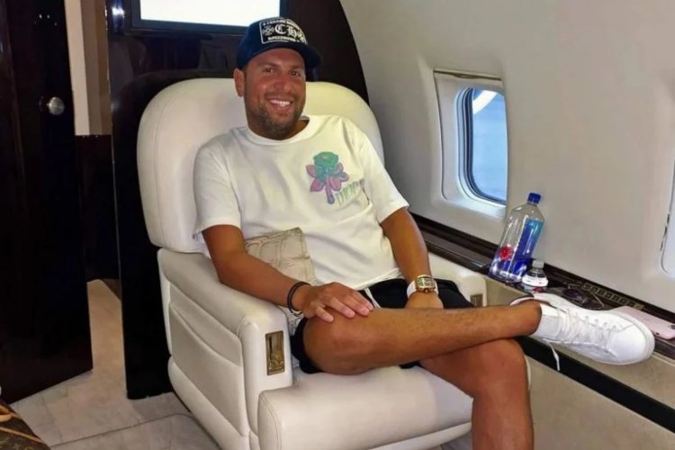 upoznajte-milijardera-ricarda-sagijana-koji-je-izgradio-svoje-carstvo-iskljucivo-preko-instagrama