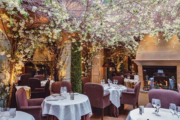 10-najromanticnijih-restorana-koje-treba-posetiti-bar-jednom-u-zivotu