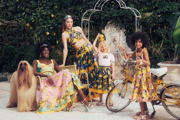 Ekskluzivna kolekcija Dolce & Gabbana Mytheresa savršena je za glamurozni letnji odmor