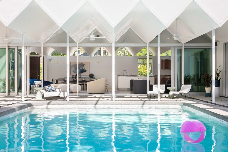 Minimalistička kuća na Floridi koja asocira na luksuzno odmaralište