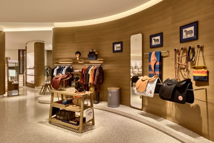 hermesov-novi-butik-je-olicenje-pariske-elegancije