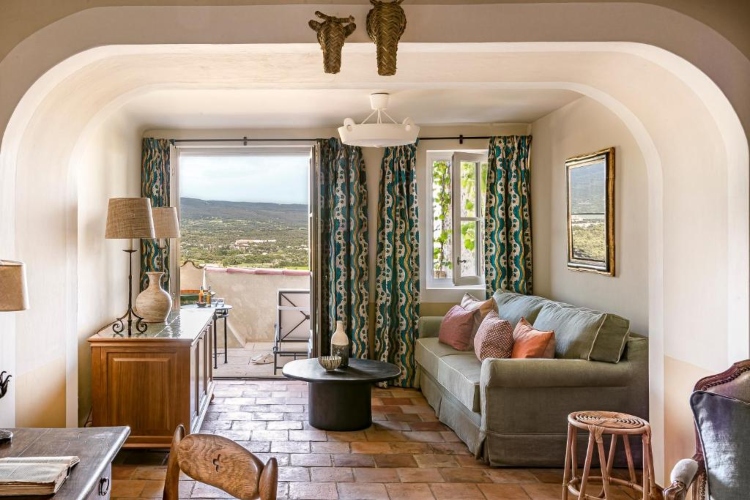 hotel-crillon-le-brave-7