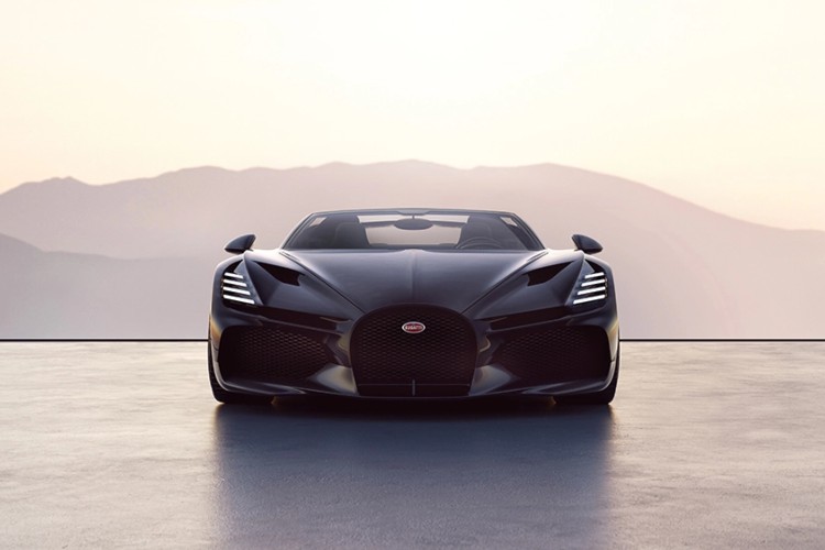 bugatti-mistral-roadster-3