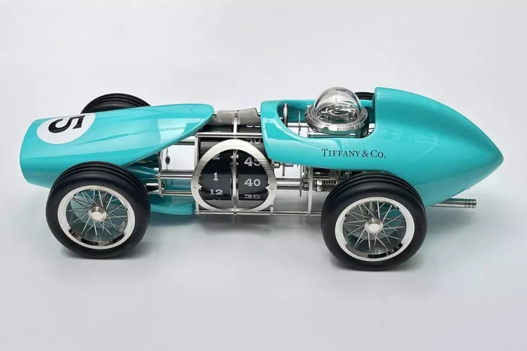 tiffany-auto-sat-4