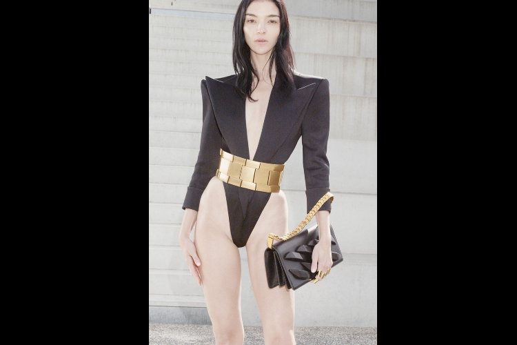 balmain-kampanja-za-proleceleto-2022