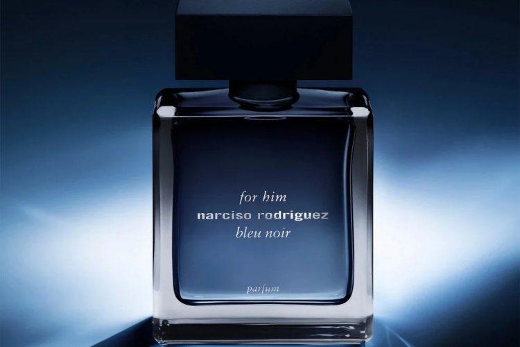 za-smele-savremene-muskarce-novi-narciso-rodriguez-for-him-bleu-noir-parfum