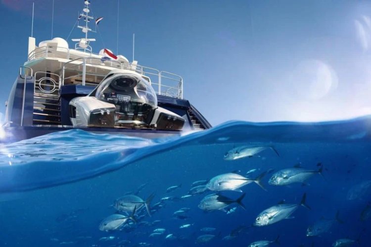 od-luksuznih-podmornica-do-elektricnih-hidroglisera-vrhunske-superyacht-igracke-za-milijardere-koji-vole-avanture