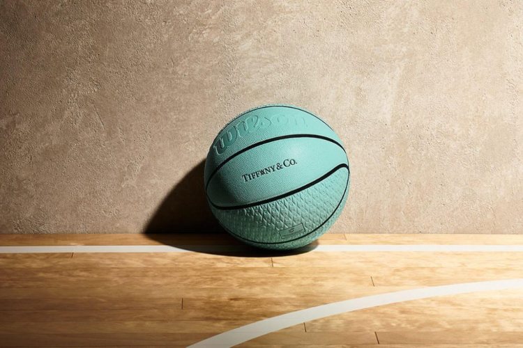 tiffany-co-i-danijel-arsama-predstavili-su-specijalno-izdanje-kosarkaske-lopte-za-predstojeci-nba-all-star-vikend
