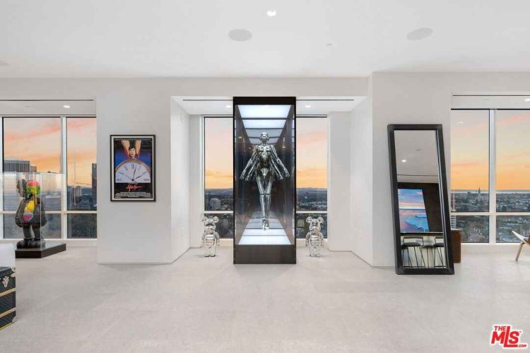 the-weeknd-prodaje-otmeni-penthouse-u-los-andelesu-za-225-miliona-dolara