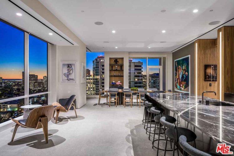 the-weeknd-prodaje-otmeni-penthouse-u-los-andelesu-za-225-miliona-dolara