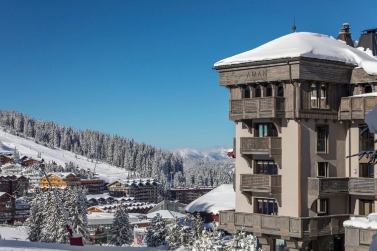 velicanstveni-hotel-koji-se-pretvara-u-apre-ski-raj