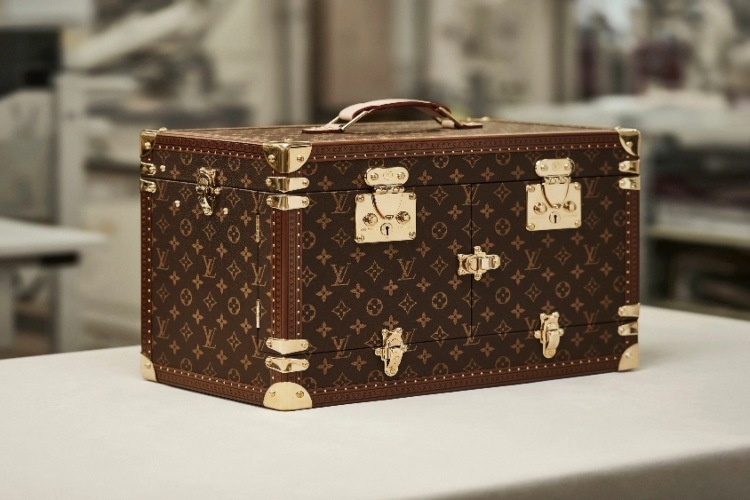 louis-vuitton-mahjong-set-1