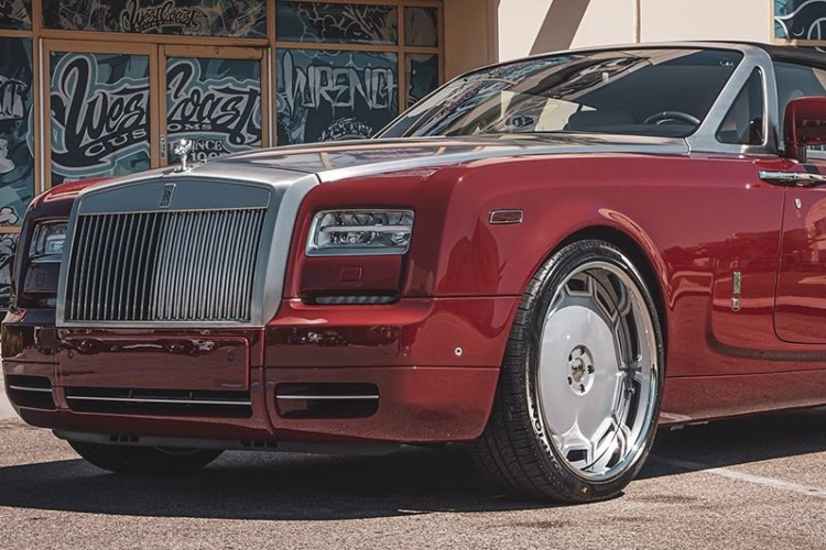 Rolls-Royce Phantom Drophead Coupe