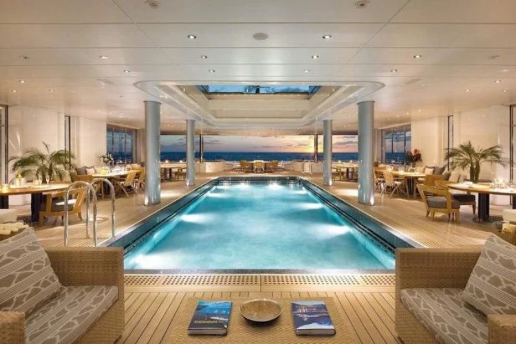 roman-abramovic-je-platio-lejdi-gagi-29-miliona-dolara-za-privatni-koncert-na-njegovoj-jahti