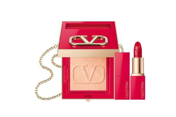 nosite-sminku-na-svoj-nacin-valentino-predstavlja-minirosso-x-go-clutch