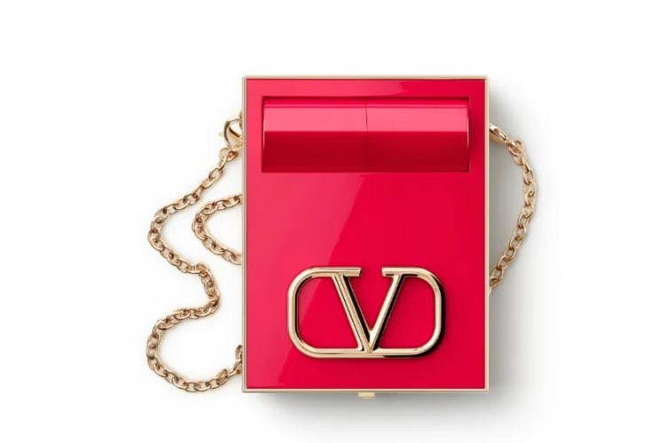 nosite-sminku-na-svoj-nacin-valentino-predstavlja-minirosso-x-go-clutch