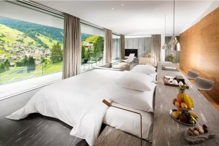 7132-hotel-idealno-mesto-za-luksuzni-svajcarski-alpski-odmor