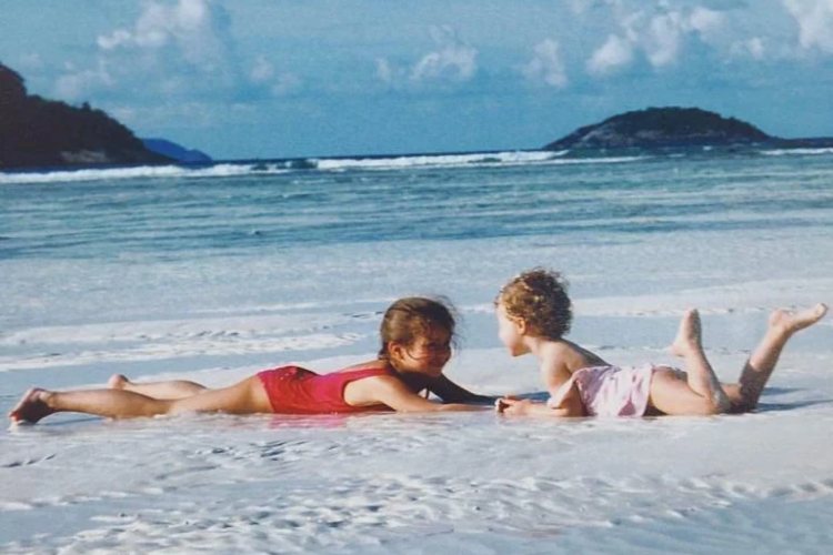 upoznajte-zadivljujucu-cerku-romana-abramovica-arinu