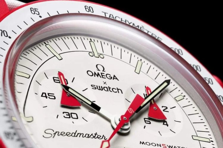omega-x-swatch-speedmaster-moonwatch-kolekcija-je-previse-dobra-da-biste-je-propustili