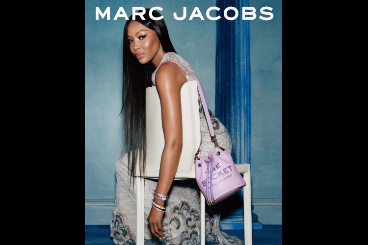 naomi-kembel-je-zvezda-nove-marc-jacobs-pre-fall-2022-kampanje