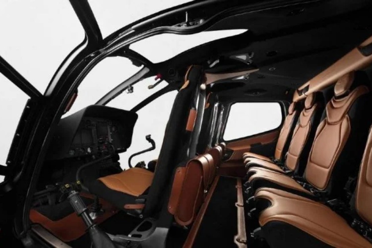 helikopter-aston-martin-airbus-ach130-vredan-31-milion-dolara-rasprodat-kao-alva