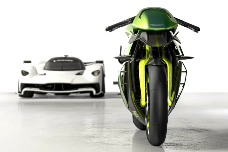 aston-martin-amb-001-pro-7