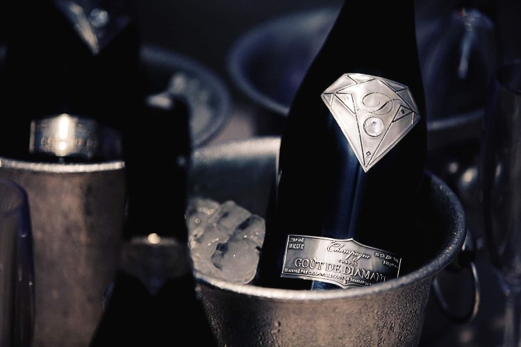 taste-of-diamonds-2