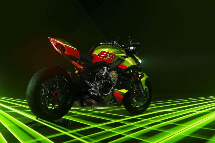 ducati-sf-v4-lamborghini-5